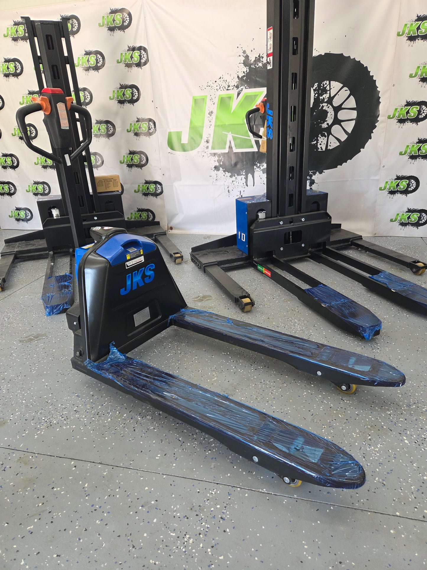 #7.2 JKS Electric Pallet Jack 4400 FREE SHIPPING!!!!