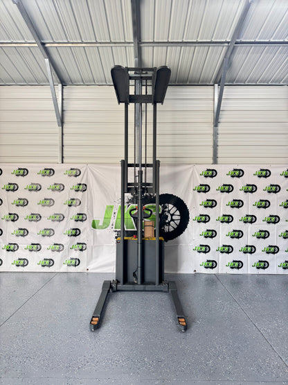 #1.2 JKS Tiny Titan 3300 w/ Adjustable Straddle Legs