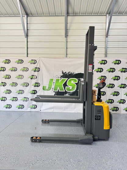 #1.2 JKS Tiny Titan 3300 w/ Adjustable Straddle Legs