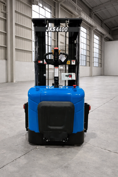 #2.1 Tiny Titan 4400 15FT forklift Standard model with out-riggers